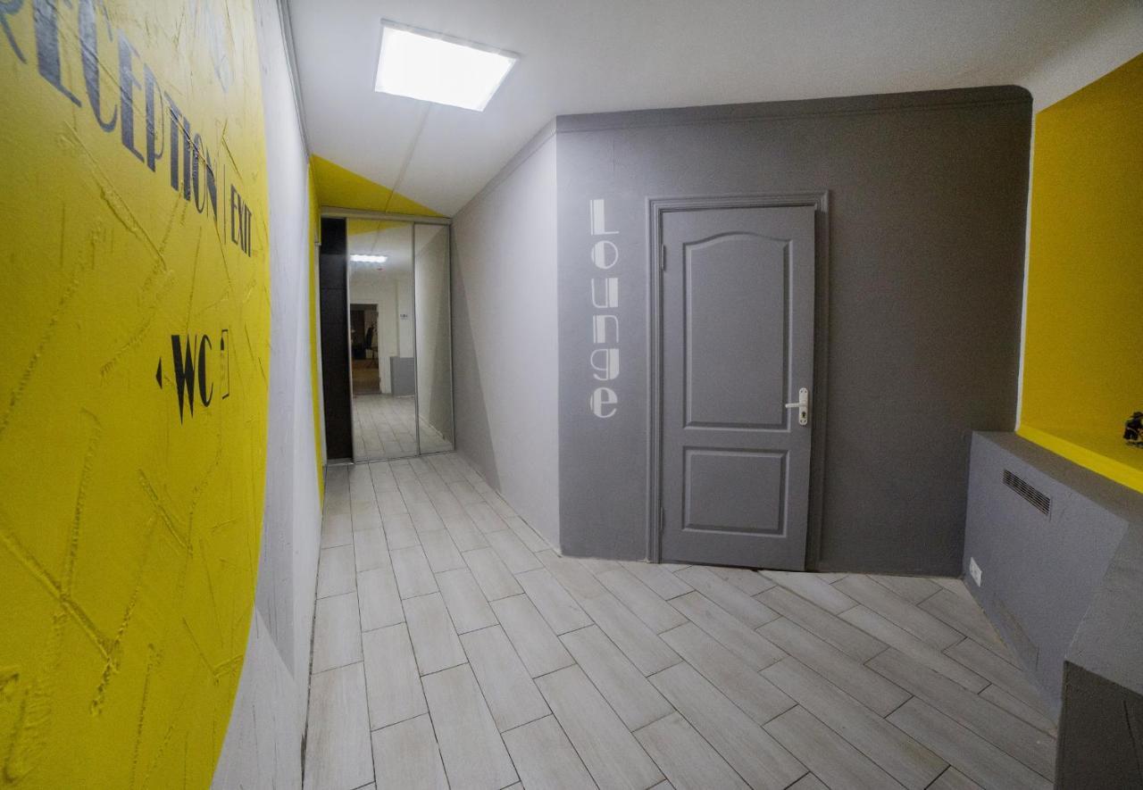 Cool Traveler Hostel Kijev Kültér fotó