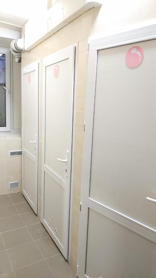 Cool Traveler Hostel Kijev Kültér fotó